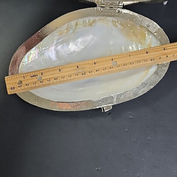 9 Inch Large Mother Of Pearl Trinket Or Jewelry Box WOW! Stunning And Gorgeous - Picture 16 of 16